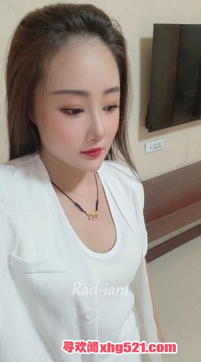 7c4c2eeb-b616-44b2-8d88-ec1fdee8460e.jpg