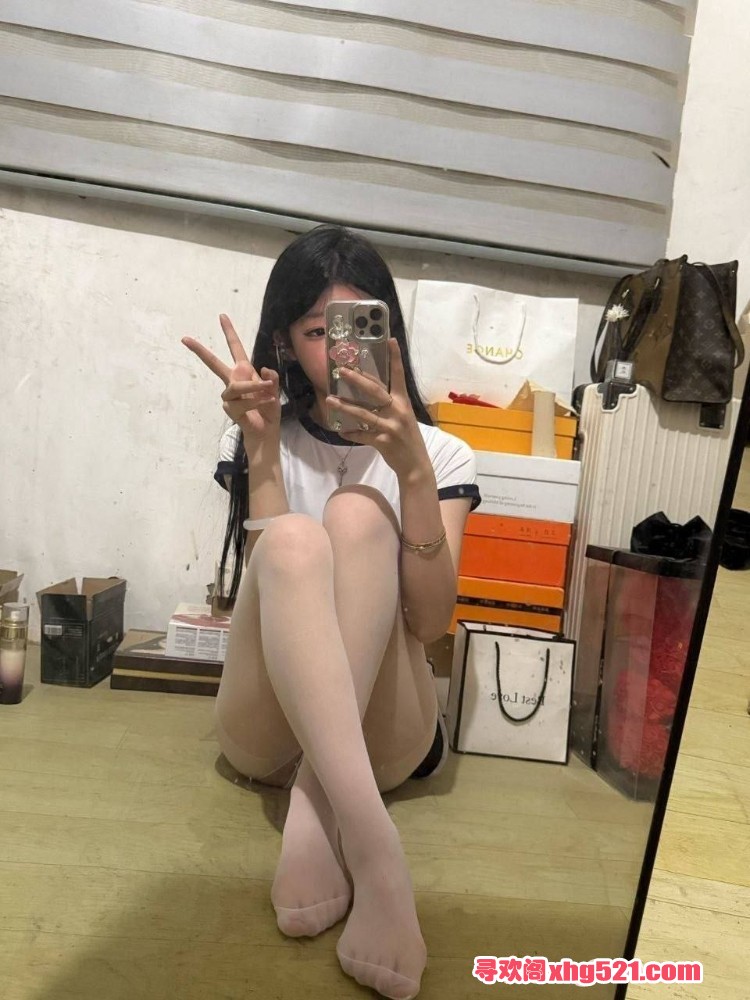 232608s4saals9smwwl2mp.jpg